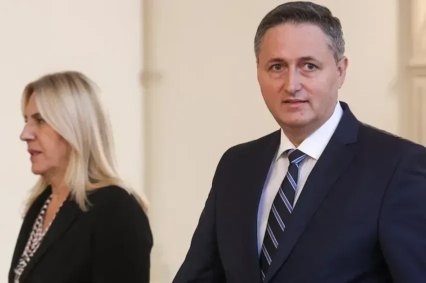 Na sahrani papi Franji iz BiH prisustvuju Denis Bećirović, Željka Cvijanović i Borjana Krišto