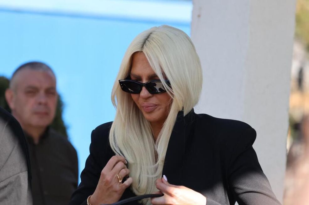 Nakon što je Duško bio glavna tema Srba i to zbog kćerki oglasila se i Karleuša (FOTO)