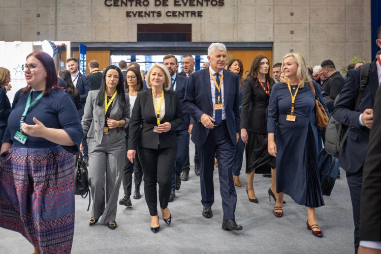 Čović, Krišto i visoko izaslanstvo HDZ-a na Kongresu EPP-a u Valenciji