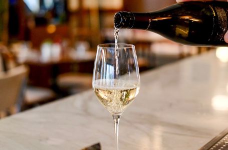 Stare kao dobro vino: Ove znakove horoskopa po pravilu čeka veoma dug život