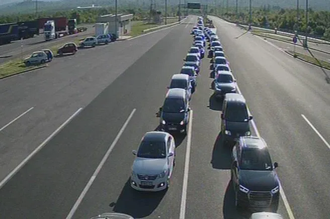 Gužve na granici za 1. maj