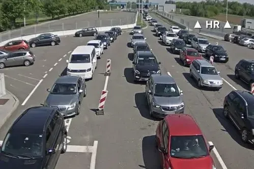 Velike gužve na graničnim prijelazima i na putu Sarajevo-Mostar