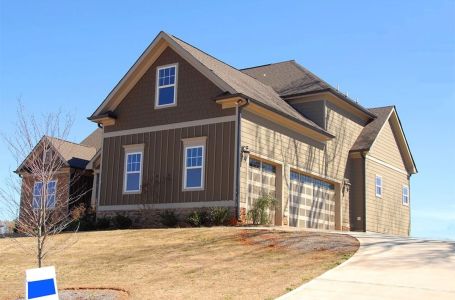 "Kuća horora": Djeca njemačkog para prvi put od pandemije ugledala svjetlo dana