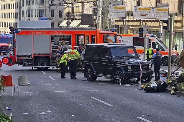 Automobilom se zabio u ljude u Stuttgartu: Ima povrijeđenih
