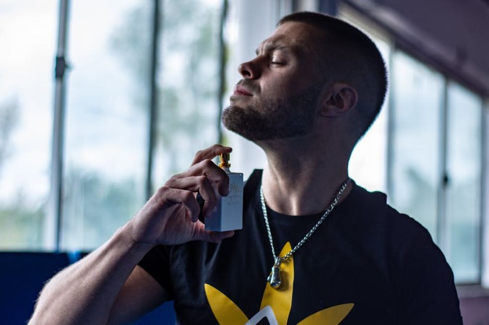 Najbolji muški parfem svih vremena: Srbi se otimaju za njega, a žene privlači kao magnet