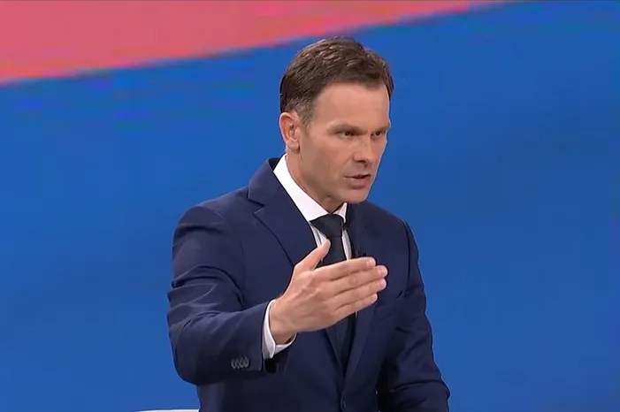 VUČIĆ NAPUSTIO VMA! Oglasio se Siniša Mali, evo u kakvom je stanju predsjednik Srbije