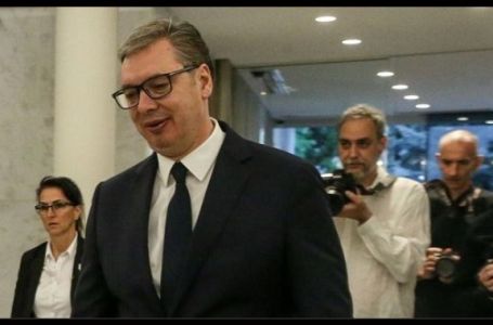 Evo ko će mijenjati Vučića: Šta kaže Ustav Srbije o privremenom preuzimanju dužnosti