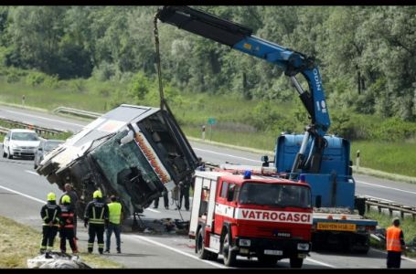 Nema potvrde da je srna izazvala nesreću kod Popovače, vatrogasci razbijali prozore