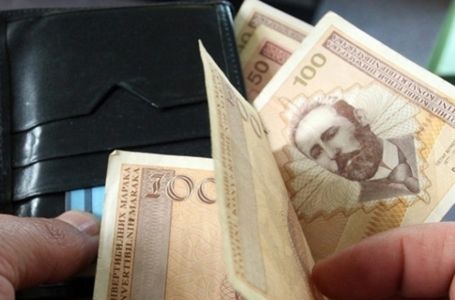 SJAJNE VIJESTI: Krenula isplata uvećanih penzija za april, stiže i razlika za prva tri mjeseca