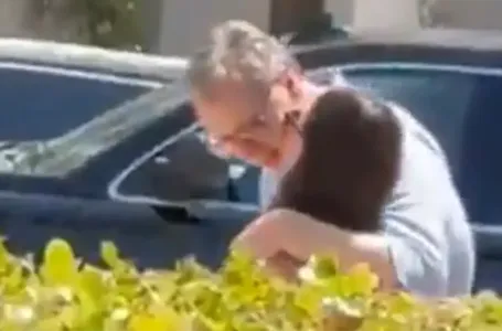 “Izbacili ga kao uljeza”: Pojavio se novi snimak “bolesnog” Vučića iz Amerike (VIDEO)