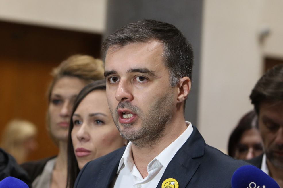 „Manojlović o studentima na izborima: ‘Njihov glas je ključ za promene!’“