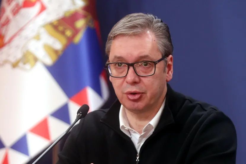 Još jedna država nakon Litvanije zabranila prelet Vučićevog aviona do Moskve