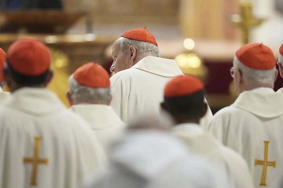 Kardinali gledaju film "Konklava" kako bi saznali kako konklava izgleda