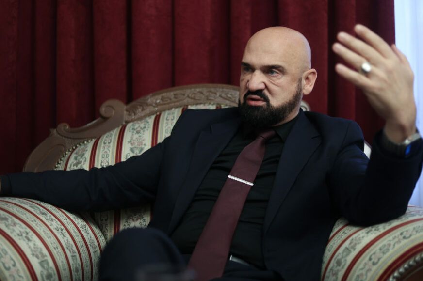 Ramo Isak dobio prijetnje smrću: Odmah spomenuo Dodika, ali i Vučića!