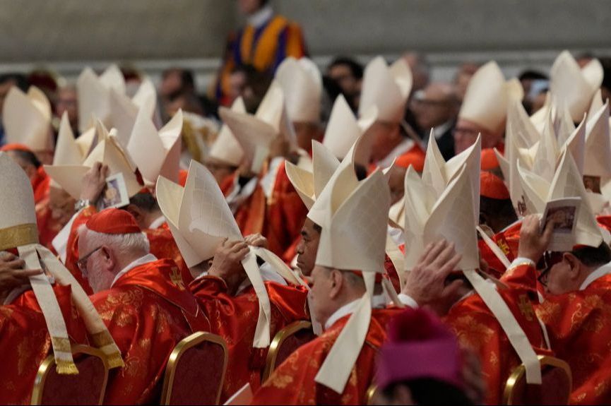 Vrata Sikstinske kapele zatvorena: Počele konklave za izbor novog poglavara Rimokatoličke crkve
