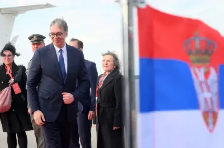 EU prijeti, Vučić odgovara iz Moskve: "Neka me kazne, Srbija ide dalje!"