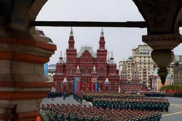 Počela Putinova 'najveća ikad' parada u Moskvi, stiglo 20-ak svjetskih lidera