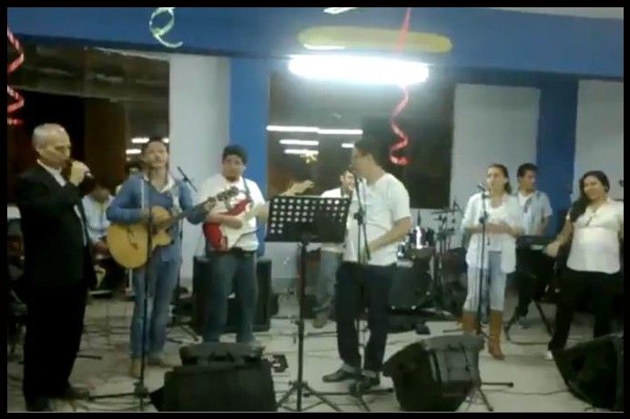 POGLEDAJTE KAKO PJEVA PAPA LAV XIV! Svijet obilaze nestvarni snimci, ovako zvuči čuveni hit