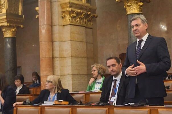 Zvizdić upozorio u Budimpešti: RS pokušava srušiti ustavni poredak BiH