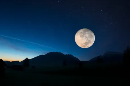 Danas počinje PUN CVJETNI MJESEC U ŠKORPIJI i donosi neviđeno ČUDO za ova 4 znaka