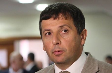 "Ko mi je zapalio auto? Vukanović javno prozvao Dodika i otkrio zataškavanje!"