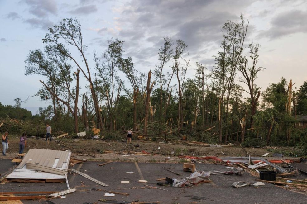 Razorno nevrijeme u SAD-u, tornado pogodio Kentucky, poginulo 16 ljudi