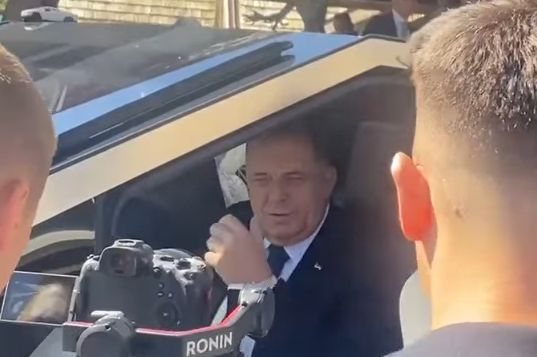 Dok ga traži SIPA pogledajte šta bjegunac Dodik radi na Jahorini