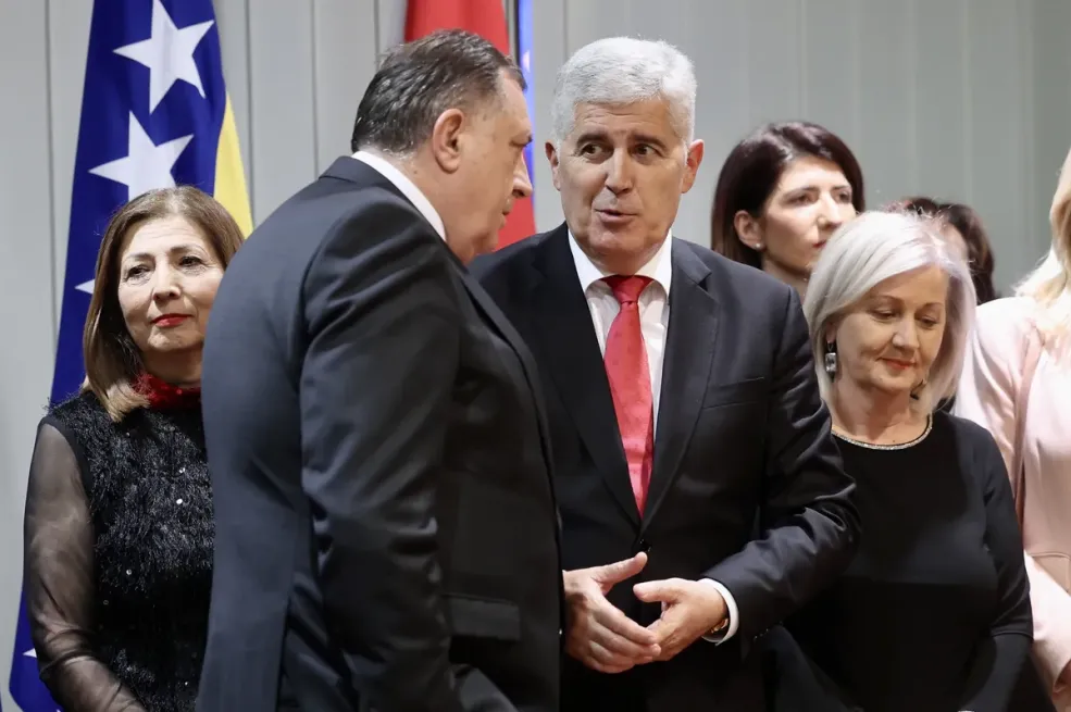 Ogrešević: SNSD i HDZ ruše institucije, a govore o ugroženosti Srba i Hrvata