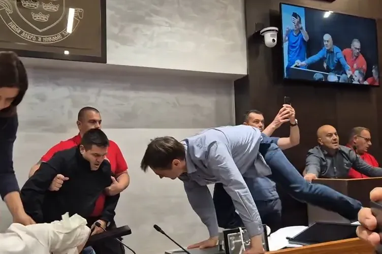 Sud odbacio tužbu: Opozicioni odbornici iz Kraljeva brane se sa slobode