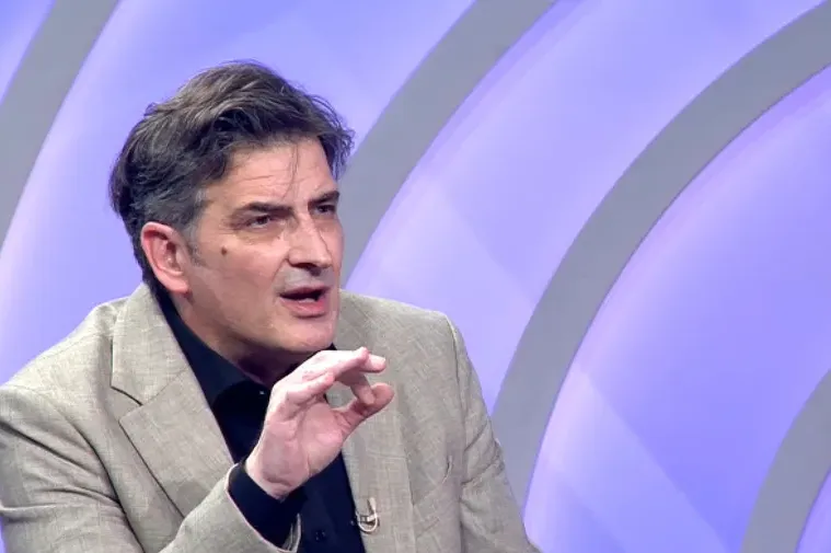 Kapidžić: Direktor Skenderije izbacuje zakupce da bi se prostor prodao za izgradnju hotela