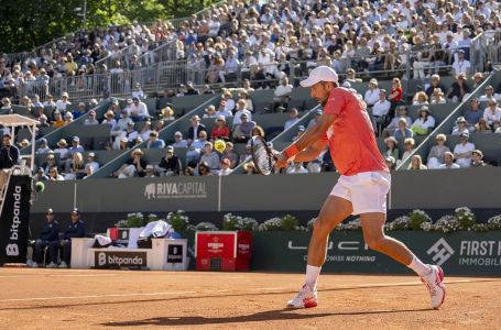 Oglasio se Novak Đoković: Ima specijalnu poruku