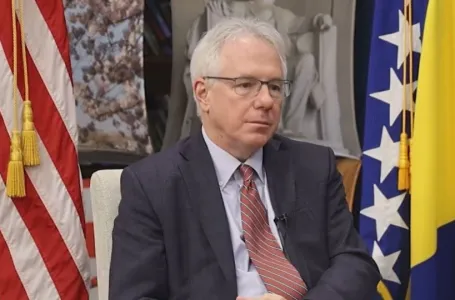 Michael Murphy: 'Ako se BiH raspadne, to neće biti mirno. Ne možemo izbjeći uključenost u Europu'