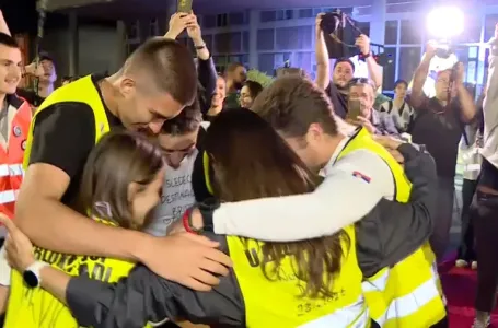 Protest u Beogradu protiv "Ćacilenda", blokade u Novom Sadu i Nišu, doček trkača u Kragujevcu