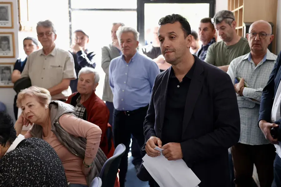 Građani Breke održali zbor: Pucaju cijevi, kanalizacija se izlijeva, a niko ne reaguje