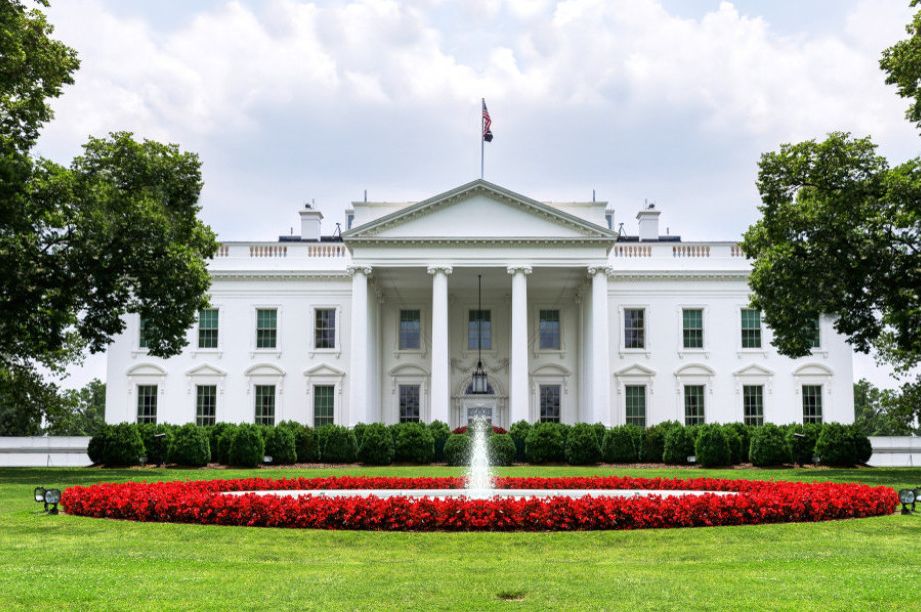 "Bijela kuća šokirala svijet: Putin i Zelenski možda za istim stolom sljedeće sedmice!"