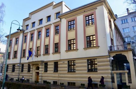 Policija pretresa kancelariju tužiteljke, sumnja se da je odavala tajne kriminalcima