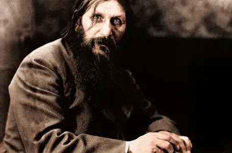 Najveći ruski mistik dao je PROROČANSTVO OD KOG SE DIŽE KOSA NA GLAVI: Evo šta je tačno tvrdio