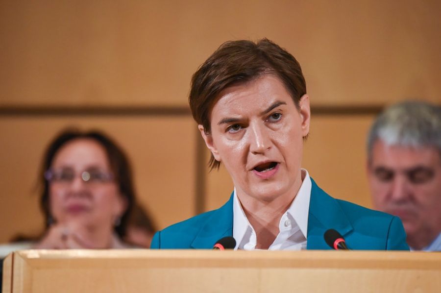 ANA BRNABIĆ OPET BLATI STUDENTE : "I onda se čude što ih je sve manje, a svaka ideja im je..."
