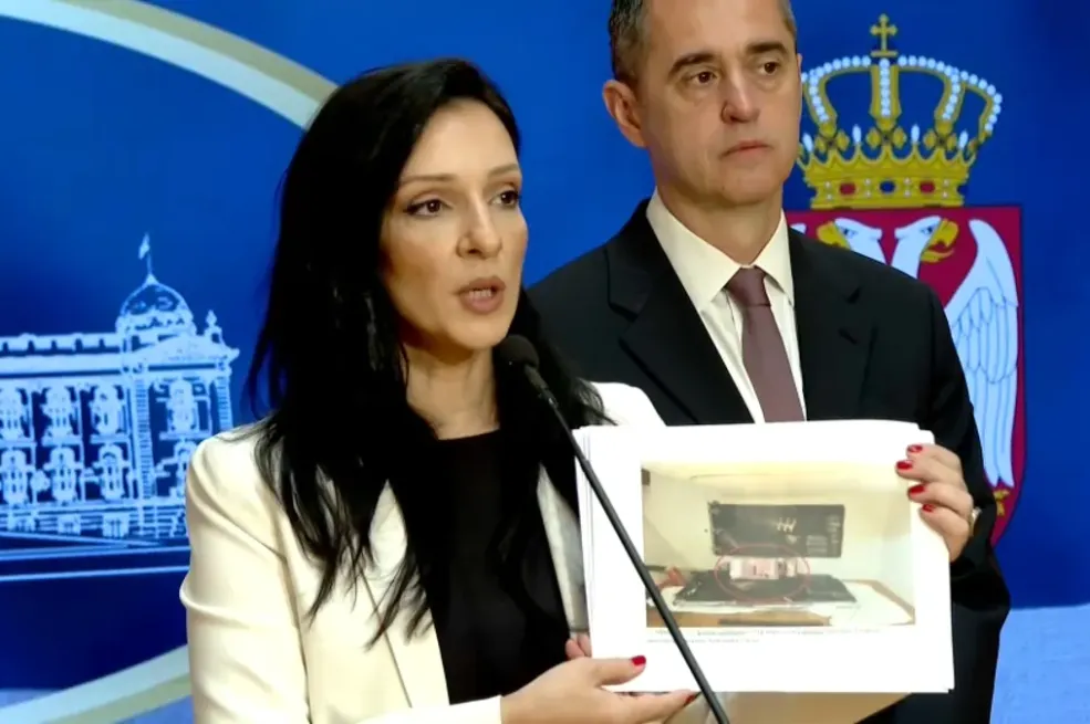 Vučićev portret na paketima droge? Francuska policija poslala dokaze, a Srbija ćuti!