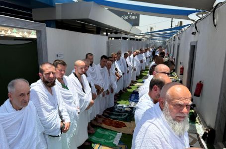 Bosanskohercegovačke hadžije stigle na Minu: Poboljšani uvjeti boravka i stalna podrška vodiča