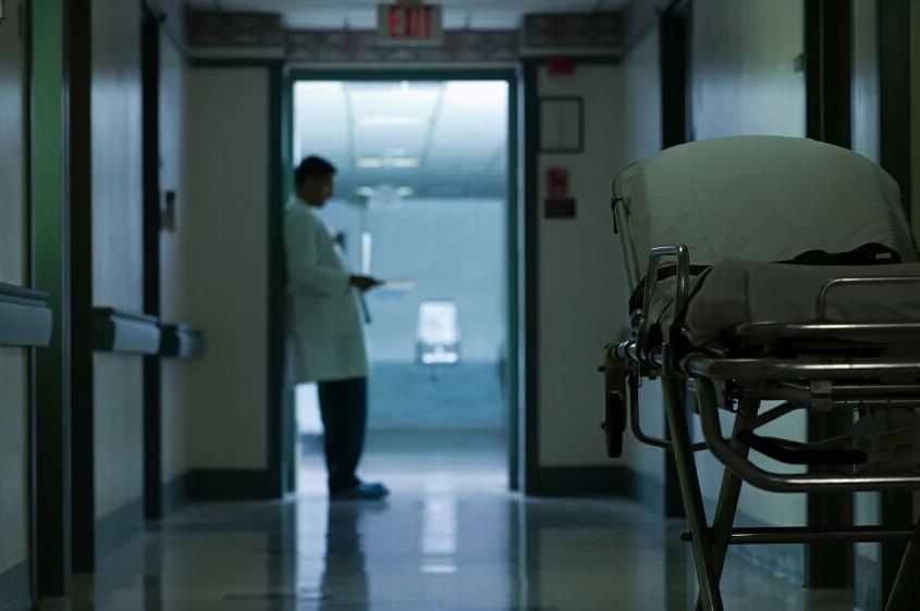 Istražitelji su mjesecima pratili uhapšenog ljekara: Pacijenti bi u ordinaciju dolazili na štakama