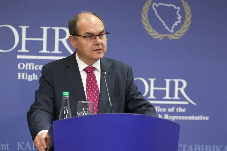 Sve izvjesnija Schmidtova nova intervencija u Izbornom zakonu BiH