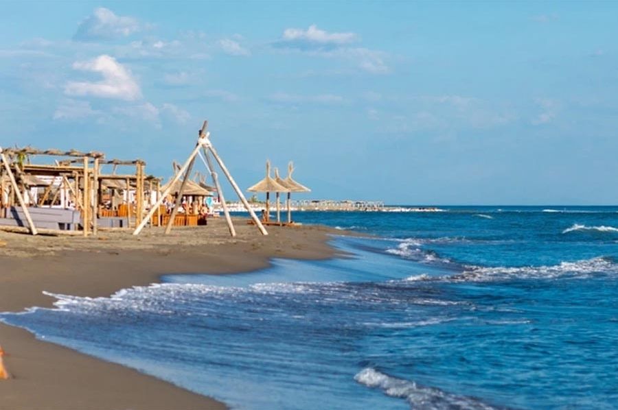ŠOK NA JADRANU: Nakon što je počela naplata ulaska na popularnu plažu, poznate i nove cijene...