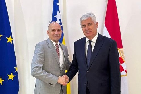 Čović s mađarskim ambasadorom: Izborni zakon mora osigurati zaštitu ustavnog poretka