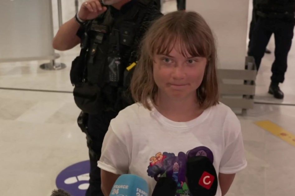 Greta Thunberg se oglasila nakon deportacije: EVO ŠTA JE PORUČILA
