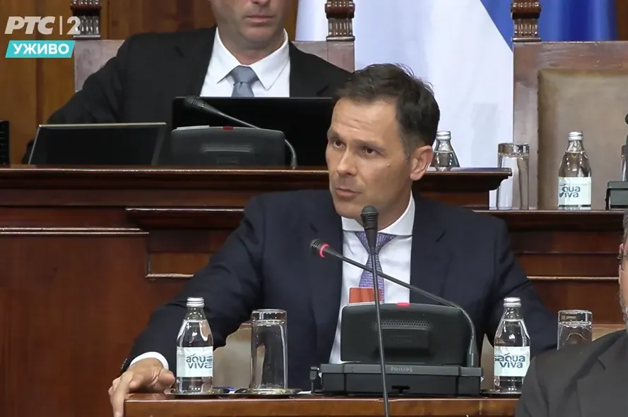 Mali najavio vanredno povećanje minimalne zarade pred jesenje izbore