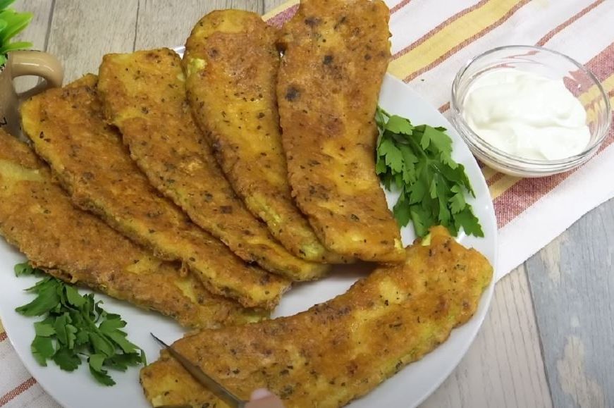 Kada pohujete tikvice dodajte uvijek 1 sastojak u jaja: Biće višestruko ukusnije i sočnije, kao meso