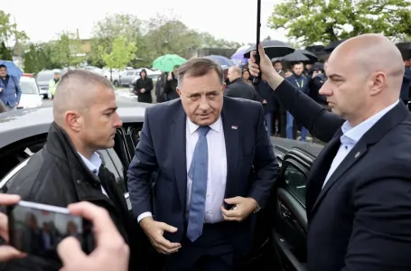 Zatražena strožija kazna za Dodika