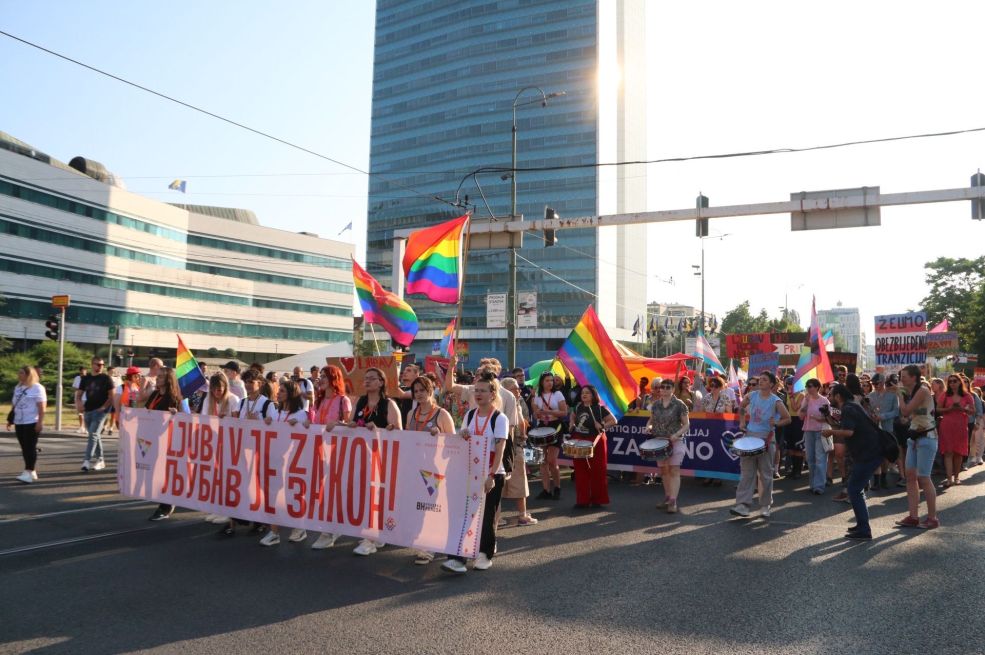 Počela šesta po redu Bh. povorka ponosa u Sarajevu