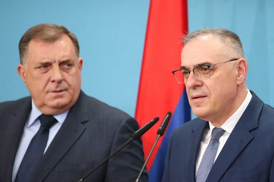 MILIČEVIĆ NAKON PRITVORA POTPUNO RAZOTKRIVA DODIKA: Šta se krije iza njegovog spina?